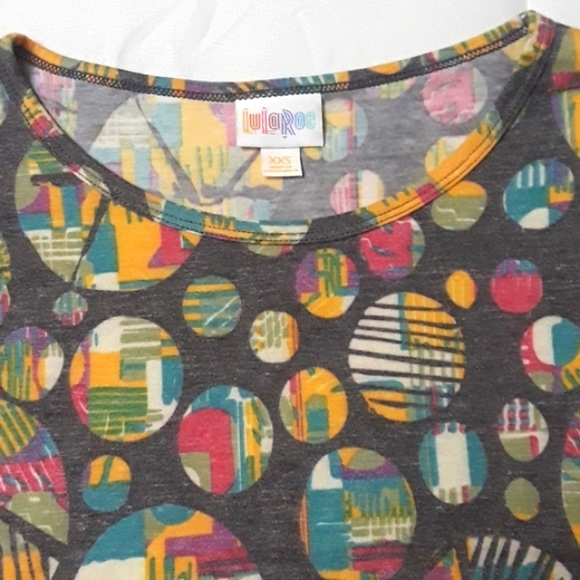 LuLaRoe NWT Sz XXS Gray Print High-Lo Tee Shirt - Picture 6 of 8
